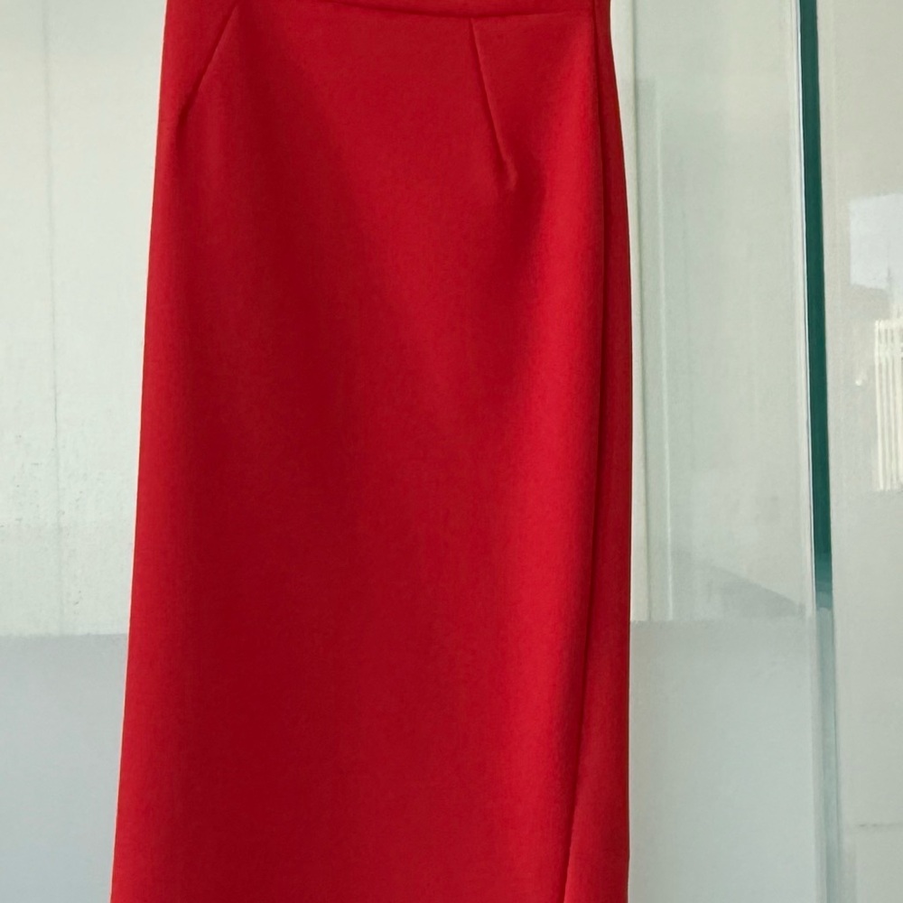 Women’s one shoulder gown - Picture 7 of 9